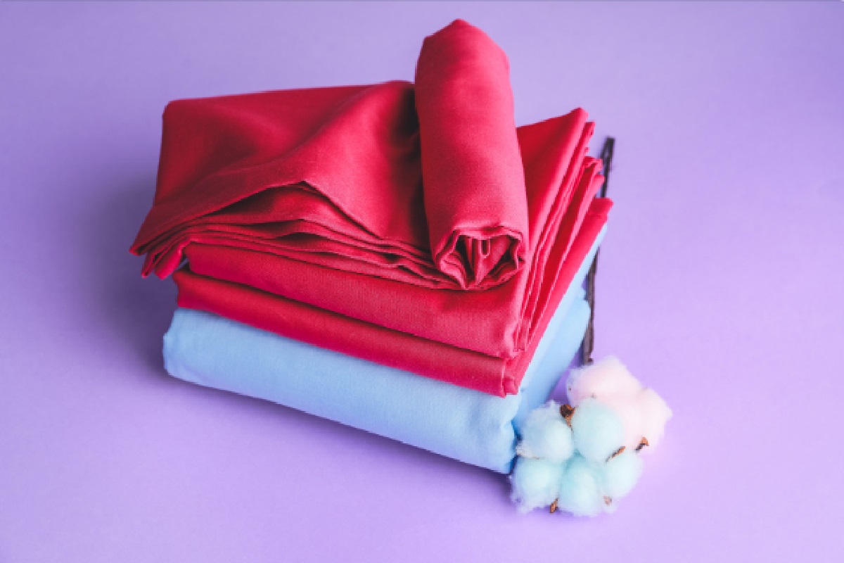 Como guardar lençol: passo a passo para deixar sua roupa de cama sempre arrumada (Foto: Canva Pro)