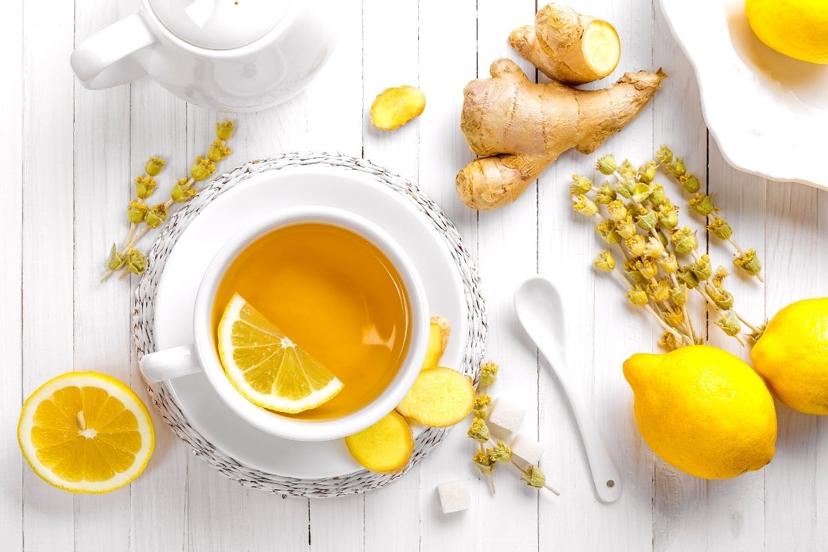 Chá de casca de limão veja porque você deveria ter um limoeiro em casa (Reprodução Canva Pro)