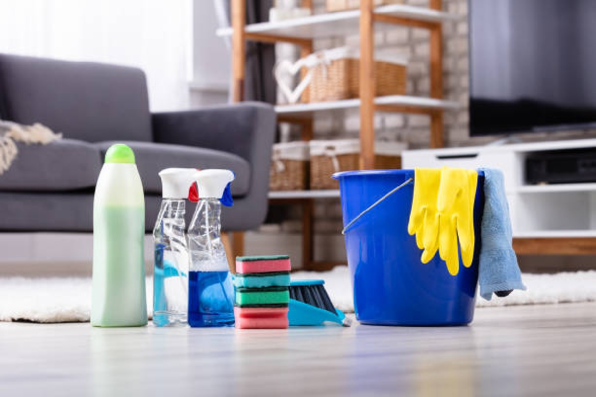 Misturinha caseira milagrosa para limpar a cozinha e banheiro (Foto: iStock)