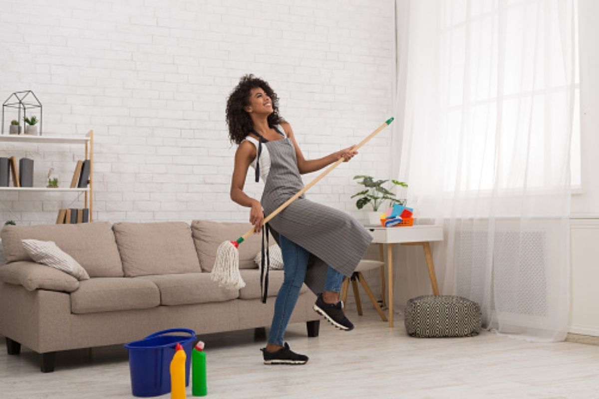 Como limpar porcelanato; confira como fazer isso do jeito certo para não prejudicar seu piso (Reprodução Pixabay)