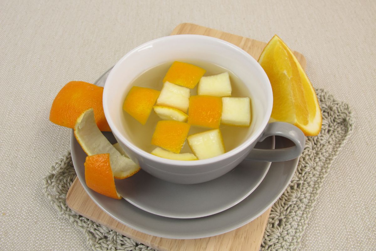 Chá de casca de laranja; 4 ótimas razões para consumir com frequência, veja! - Fonte: canva