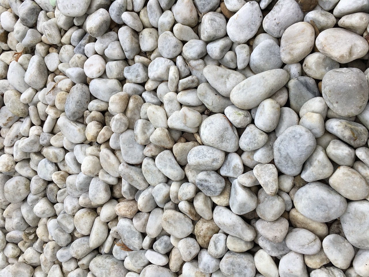 Pedras no jardim: esse item pode ser mais útil que imaginava. Foto: Pixabay
