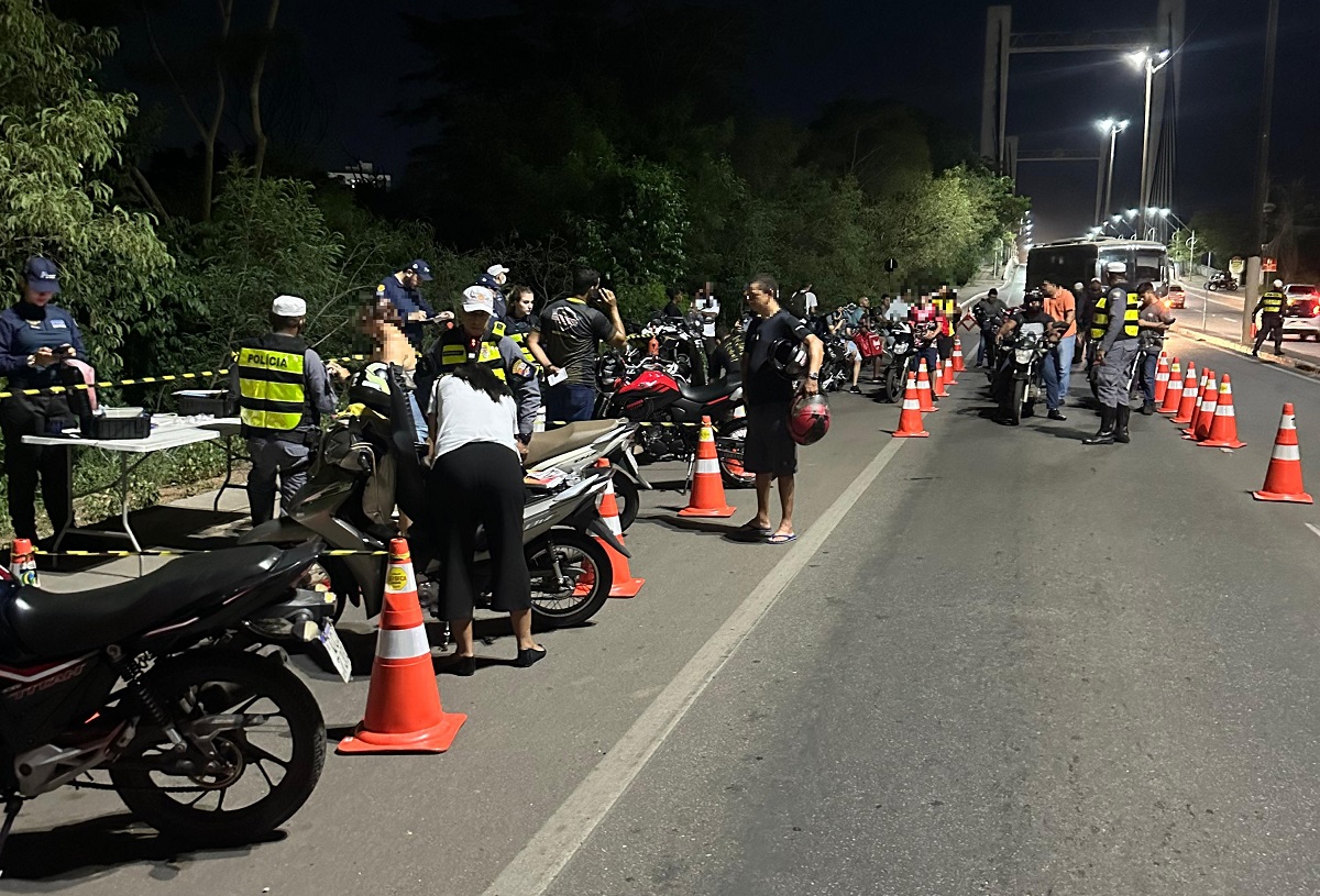 Operação Lei seca autua 55 motociclistas em Várzea Grande. Foto: Sesp-MT