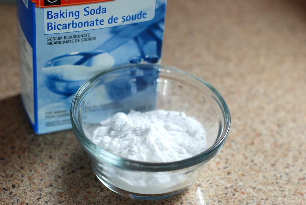Bicarbonato de sódio: conheça o produto e veja como usar para limpar