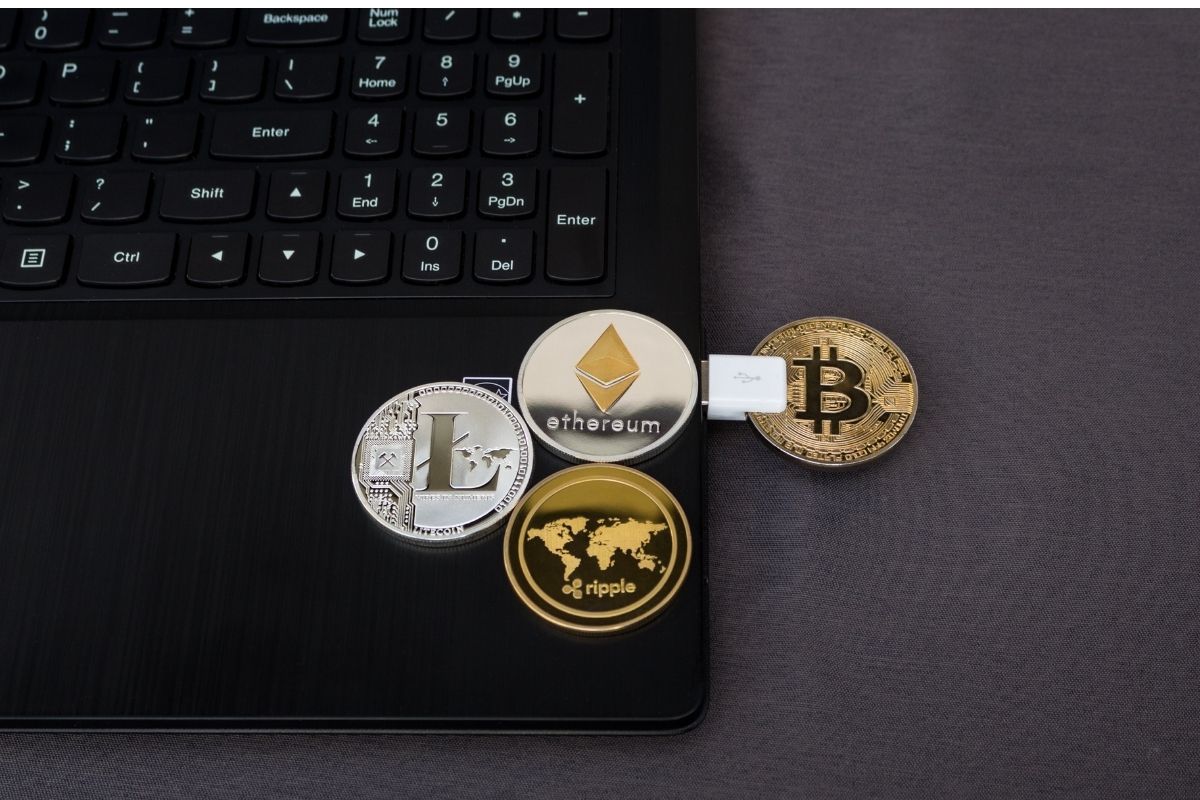Bitcoin em alta com 6 dias de alta, bitcoin bate US$ 47,5 mil; descubra se é hora de comprar (Canva)