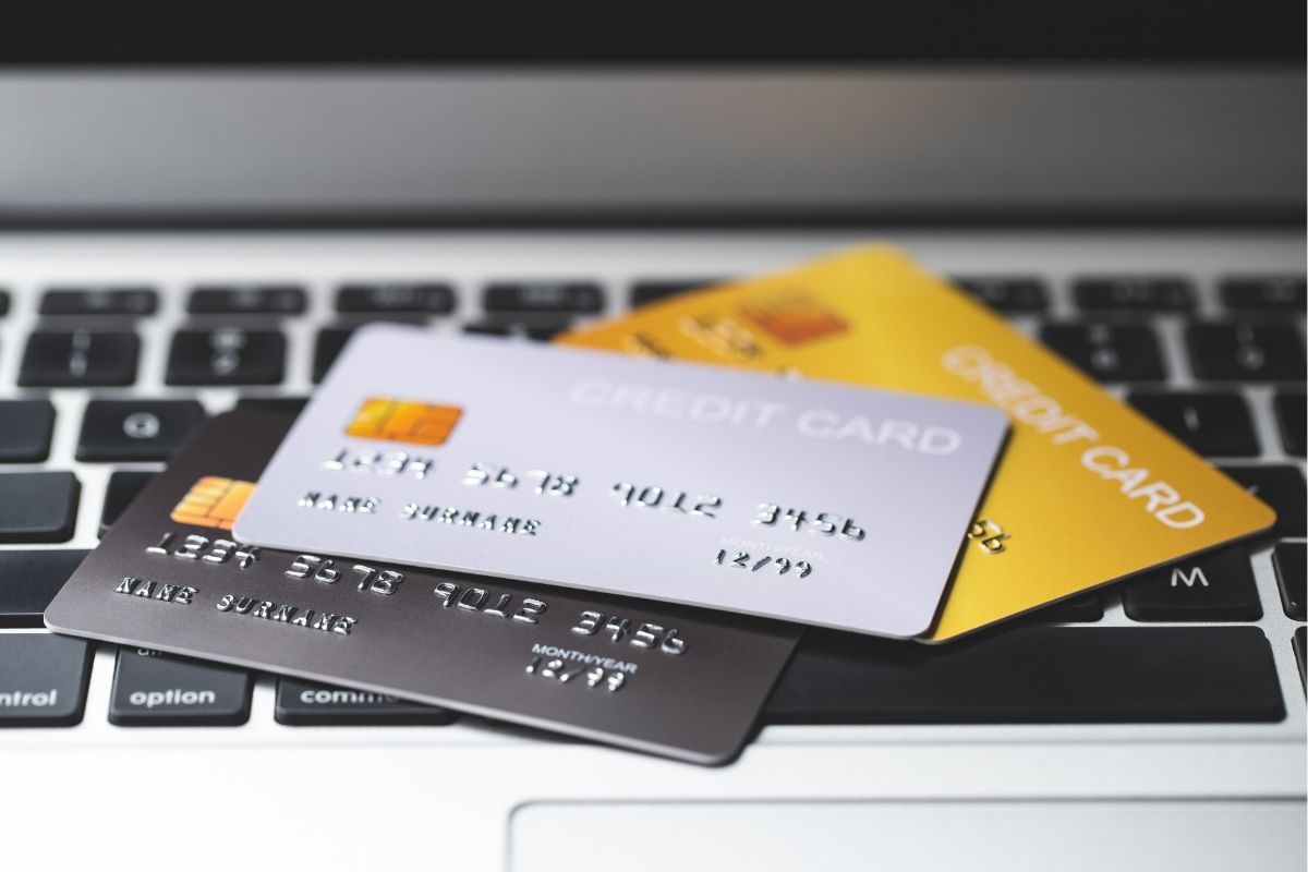 Como fazer um cartão de crédito estando negativado? Saiba como conseguir