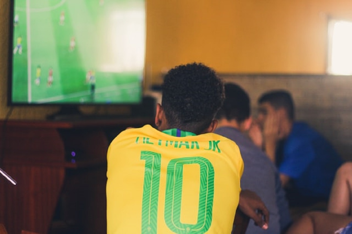 Como que o NFT comprado por Neymar já se valorizou tanto? Neymar já ganhou mais de R$1,2 milhão: confira