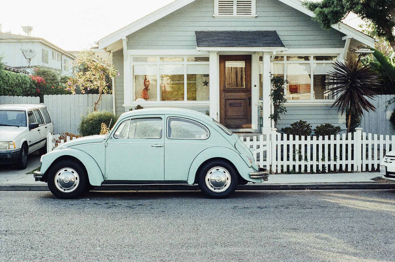 Comprar ou alugar um carro(Foto- Pixabay)