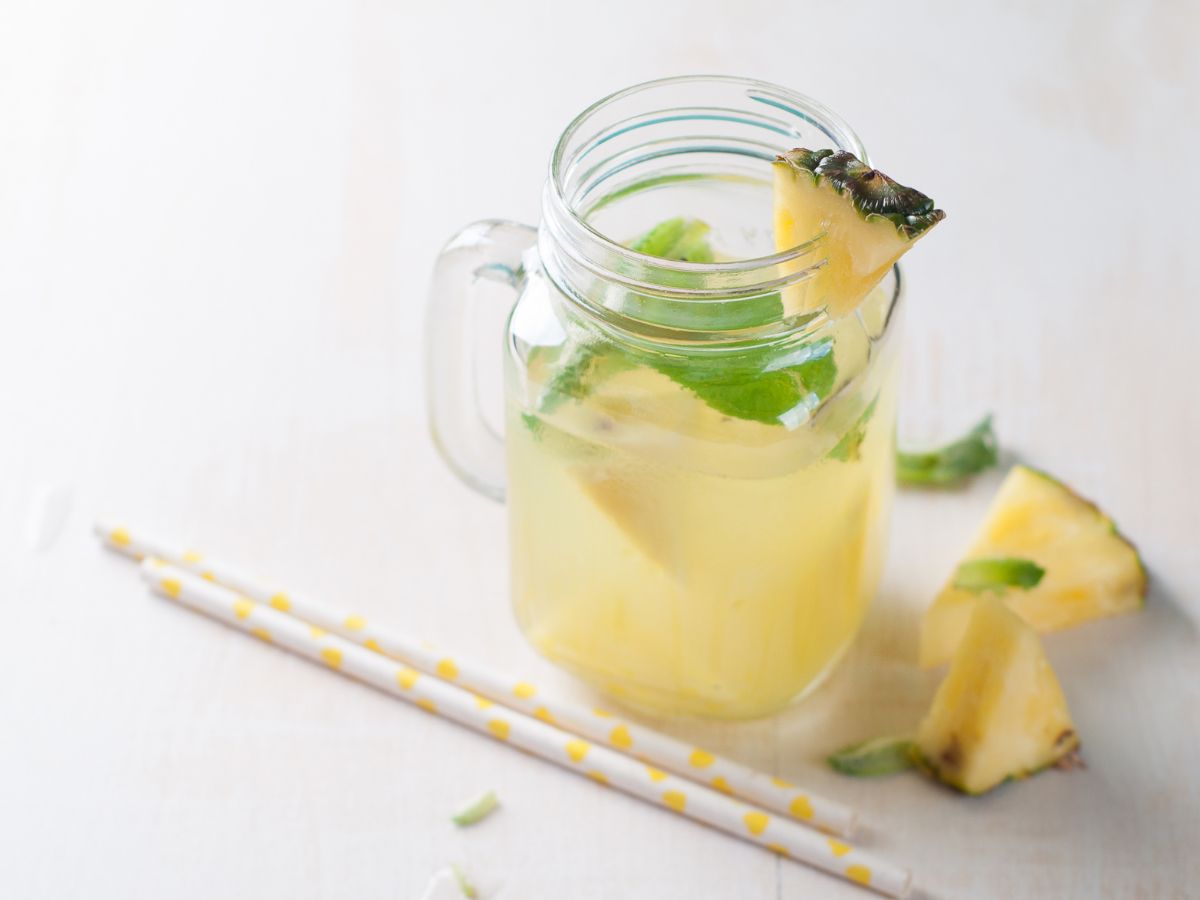 Como fazer limonada com abacaxi e limão? A melhor que você vai tomar, confira agora! - fonte: canva