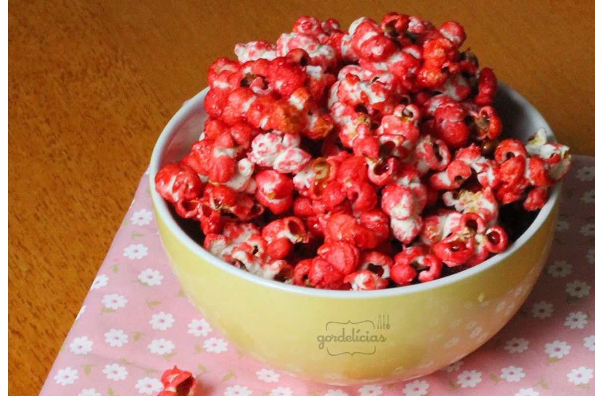 Como fazer pipoca doce vermelha: muito fácil e igual a de pipoqueiro! - Fonte: Pinterest