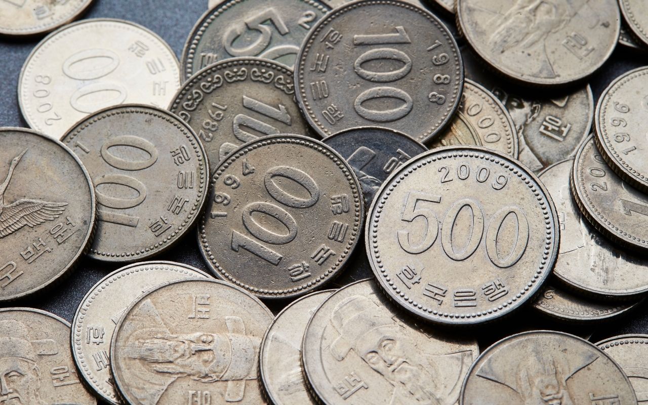 195000 вон в рублях сколько. Корейские монеты. Воны монеты. Монеты воны Южной Кореи. Воны в рубли.