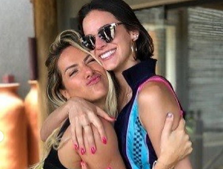 Giovanna Ewbank e Bruna Marquezine/ Reprodução instagram