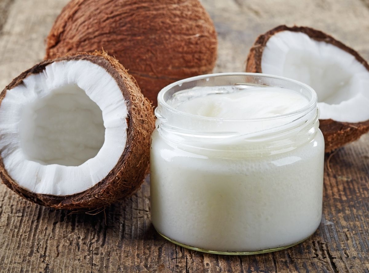 Benefícios do óleo de coco extra virgem para a pele  - Imagem Ilustração