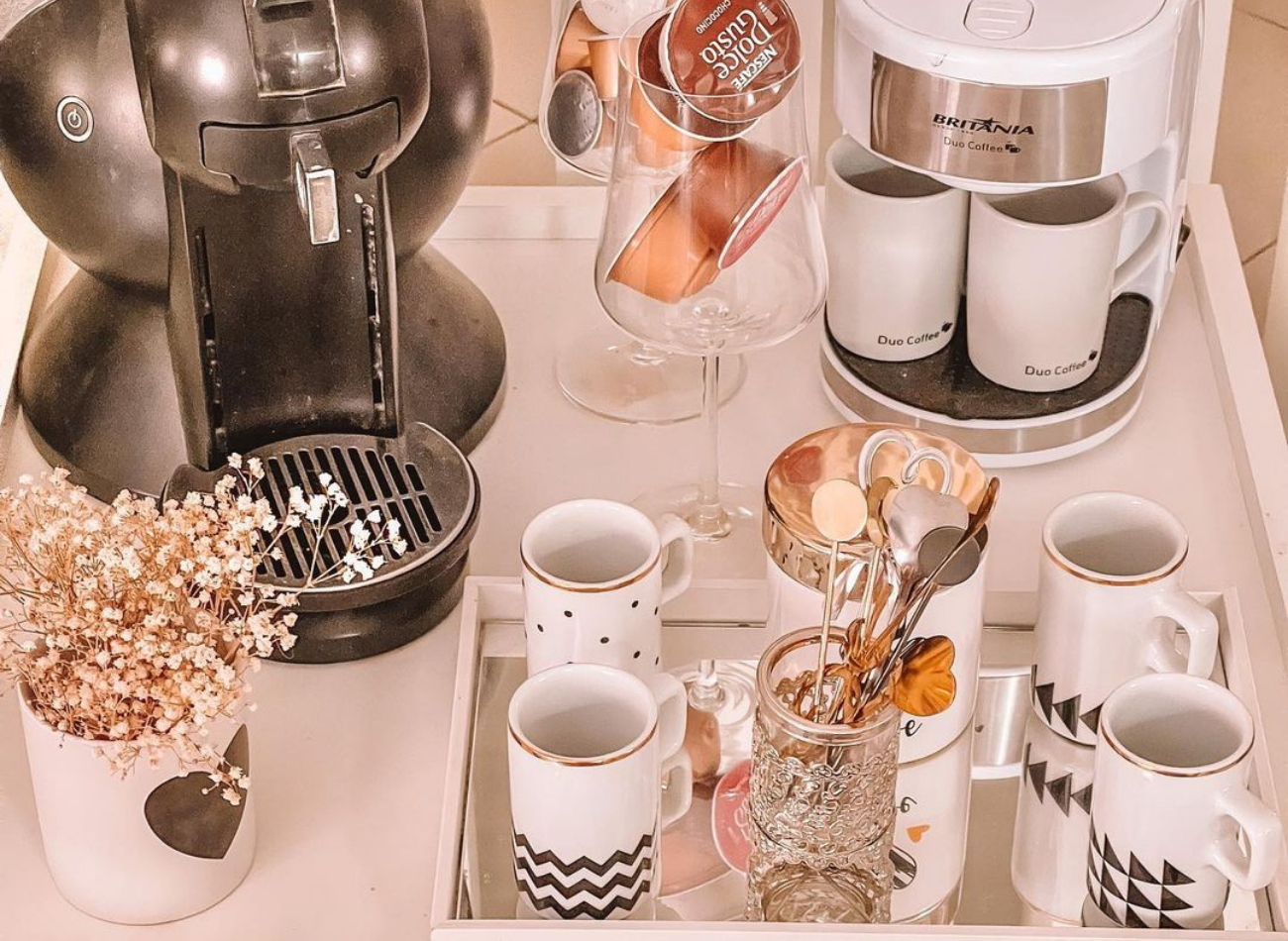 Quer aprender a fazer um cantinho do café na sua casa? Saiba como/ Imagem reproduzida de Instagram