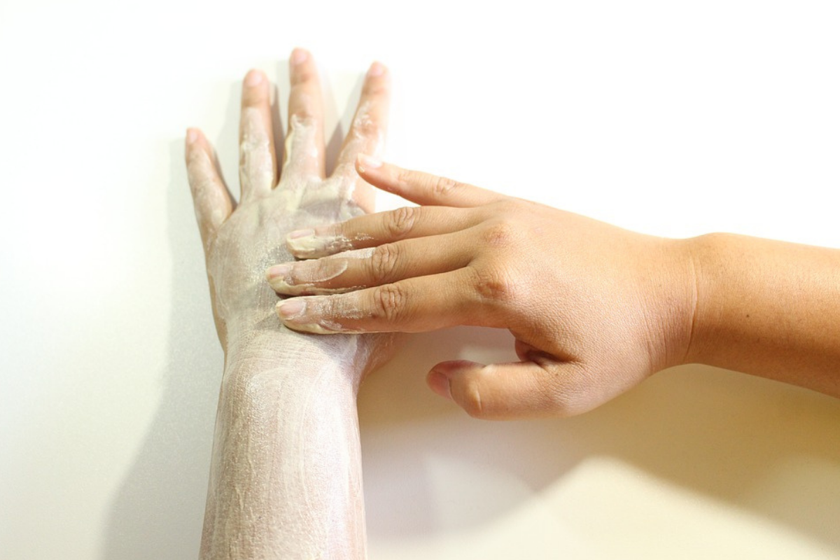 Você sabe por que deve esfoliar a pele? Descubra a importância desse cuidado/ Imagem reproduzida de Pixabay