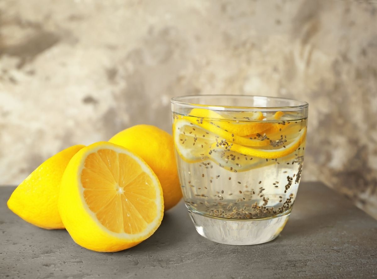 Limão, chia e água, bebida milagrosa - Imagem Ilustração