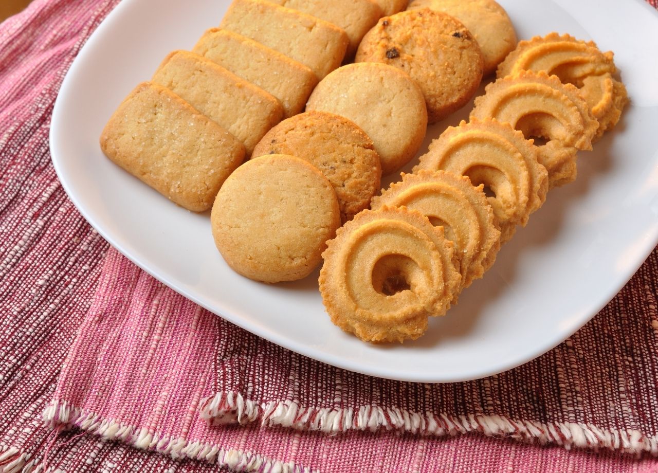 Saiba como fazer biscoitos amanteigados deliciosos com 3 ingredientes - reprodução do site Canva
