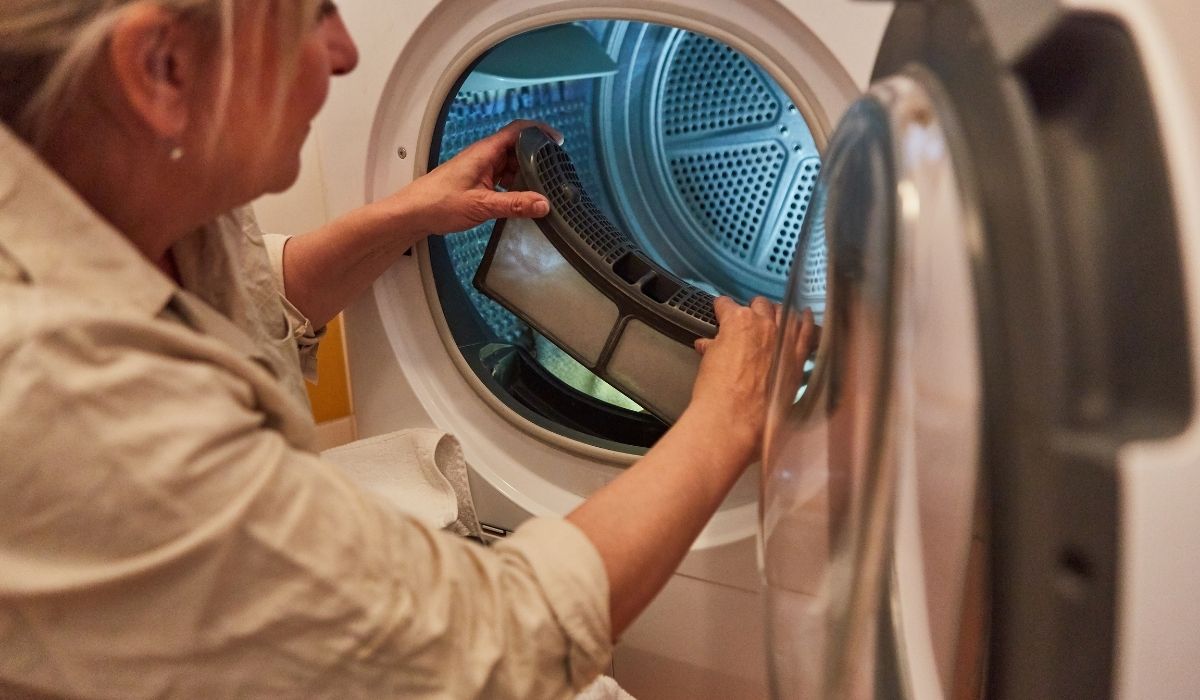 Como limpar o filtro da máquina de lavar? Veja agora dicas sobre o assunto