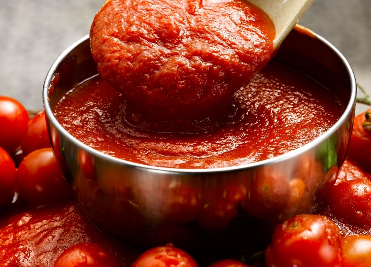 Molho italiano saiba como fazer a verdadeira passata de tomate - reprodução do site Canva
