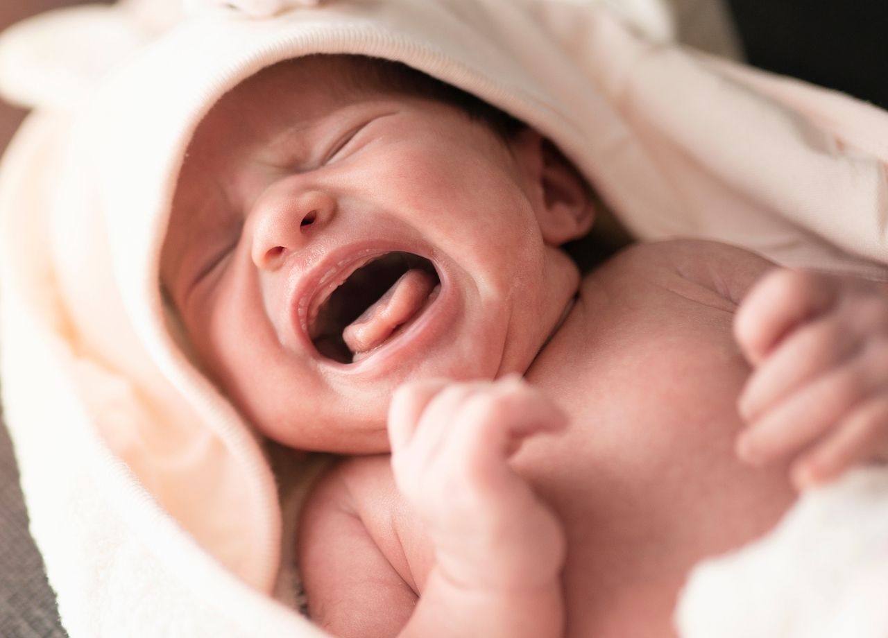 Bebê chorão veja porque seu bebê pode estar chorando muito e descubra como acalmá-lo - reprodução do site Canva