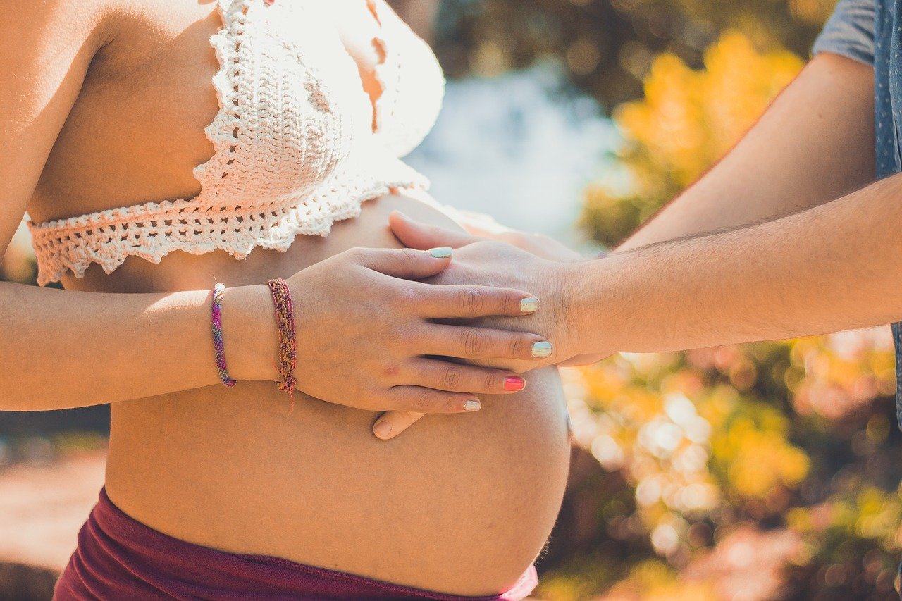 Estrias na gravidez: Veja como evitar com dicas simples e fáceis - Reprodução Pixabay