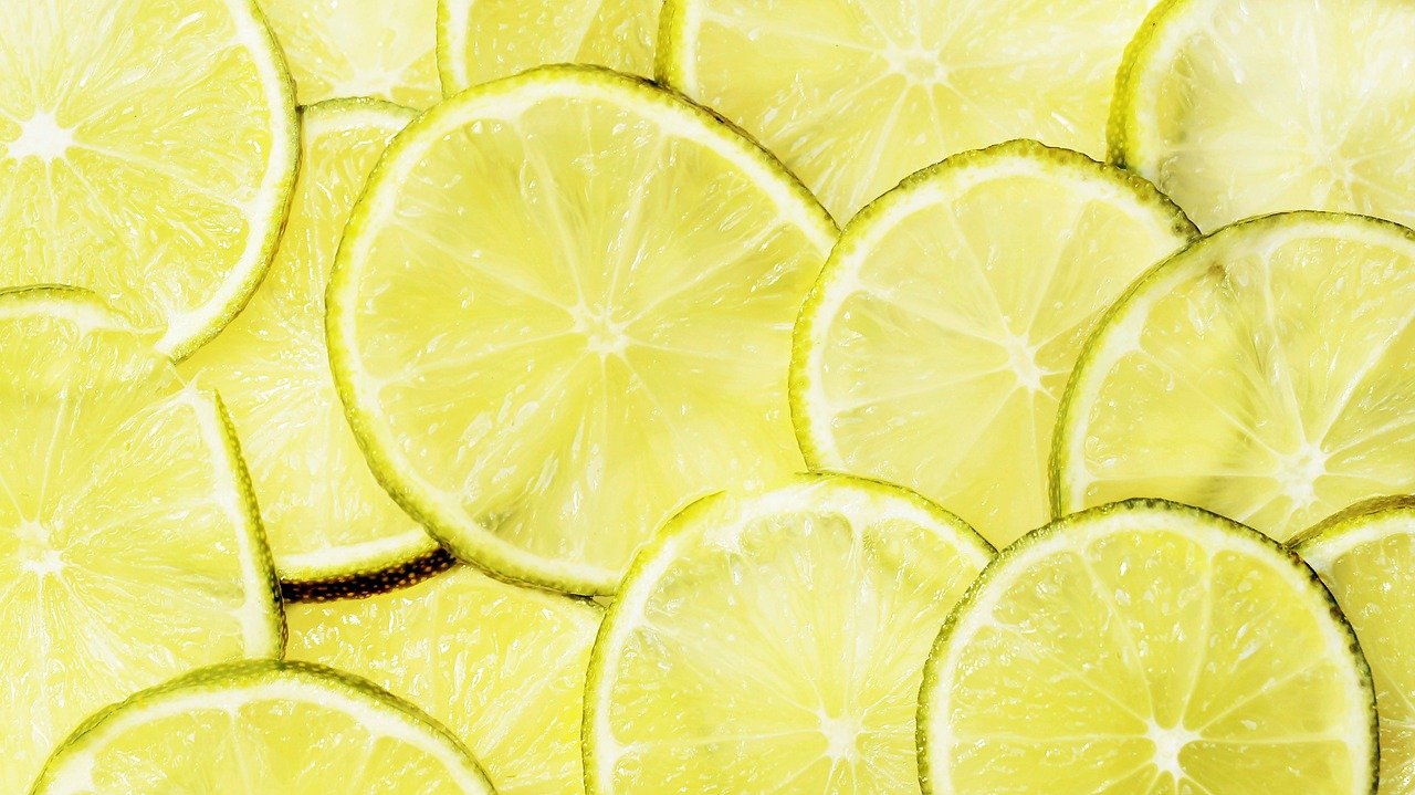 Você sabia que o limão tem diversas utilidades além da limonada? Conheça algumas dicas e confira como fazer