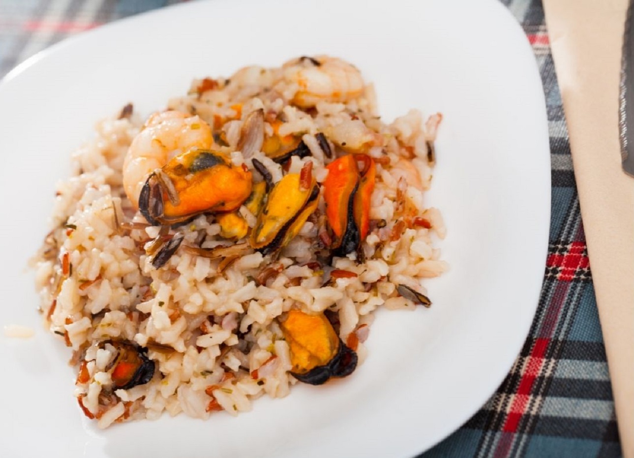 arroz com frutos do mar - canva