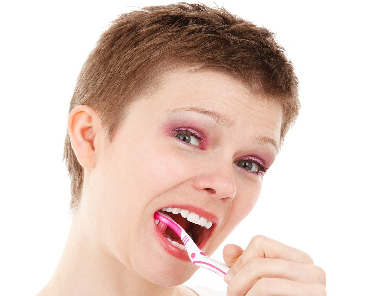 dentes limpos-pixabay
