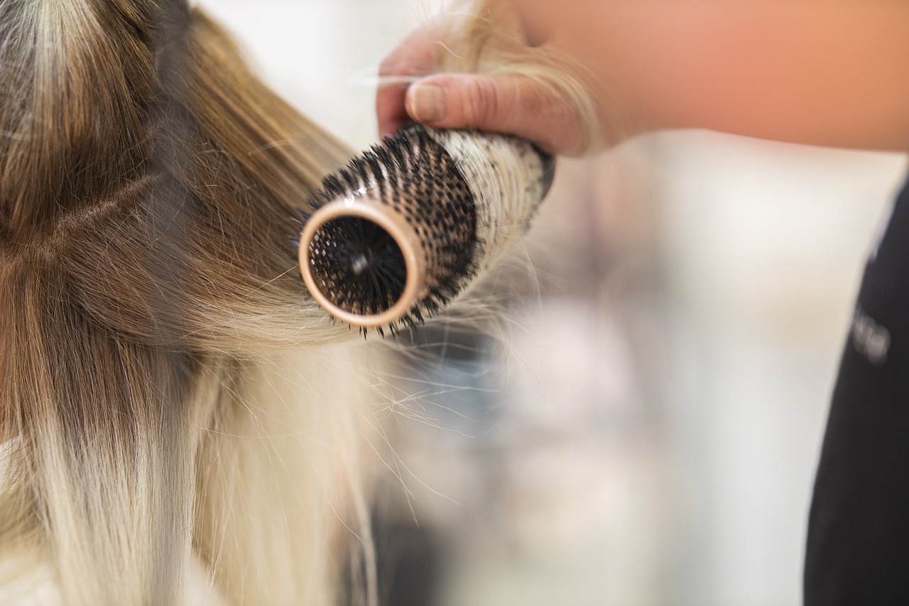 Confira dicas para combater a queda e manter os cabelos saudáveis - Reprodução Pixabay