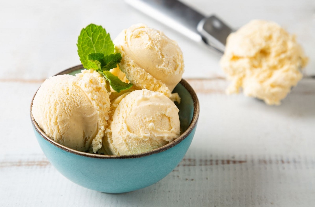 O calor está demais se refresque com um ótimo sorvete de liquidificador; faça agora mesmo com 2 ingredientes - Imagem do Canva
