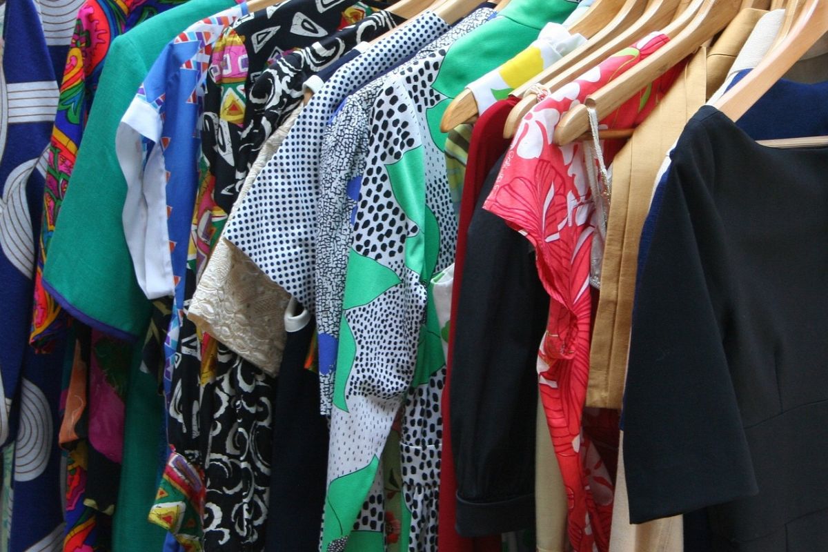 Guarda-roupa: saiba como organizar o seu armário da melhor maneira possível. Foto: Pixabay
