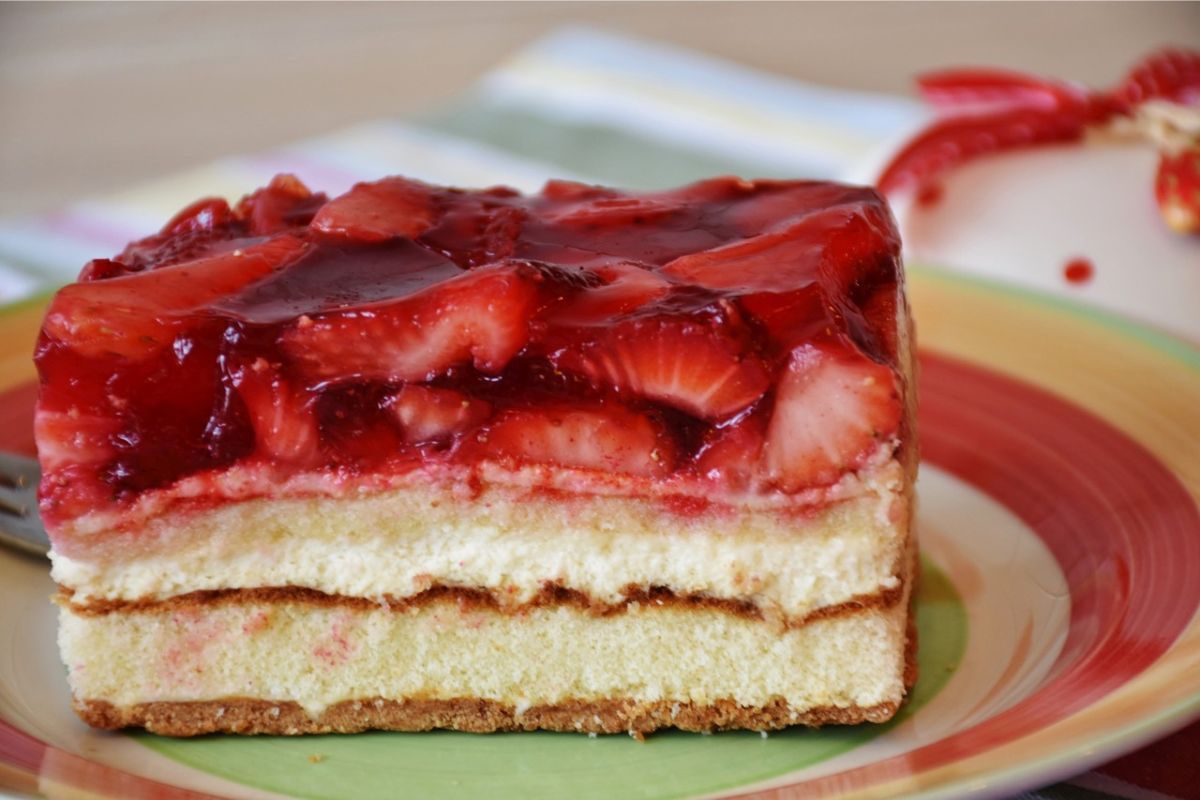 Torta de morango: com essas dicas do chef, sua receita vai ficar ainda mais incrível. Foto: Pixabay