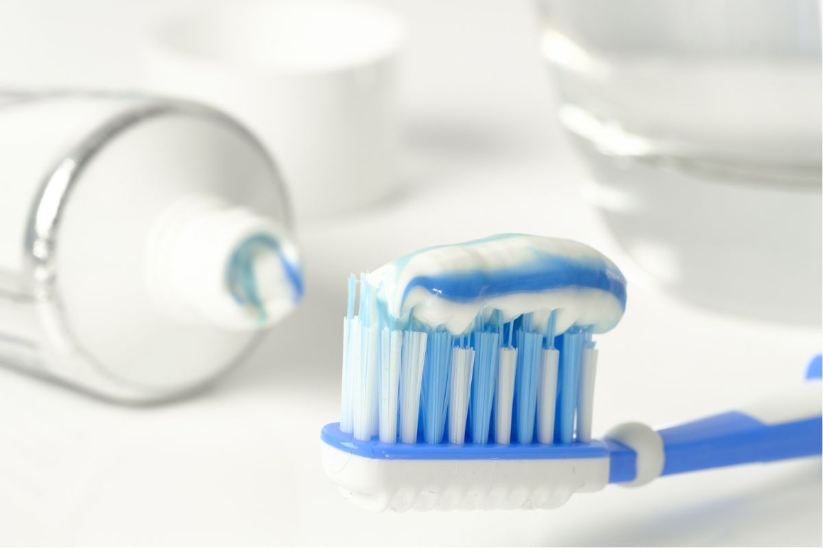 Pasta de dente para limpar casa? Saiba como é possível usar esse produto e se surpreenda. Foto: Pixabay
