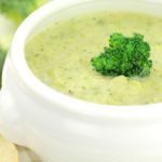 Creme de brócolis: nutritivo e saboroso para uma refeição diferenciada; confira