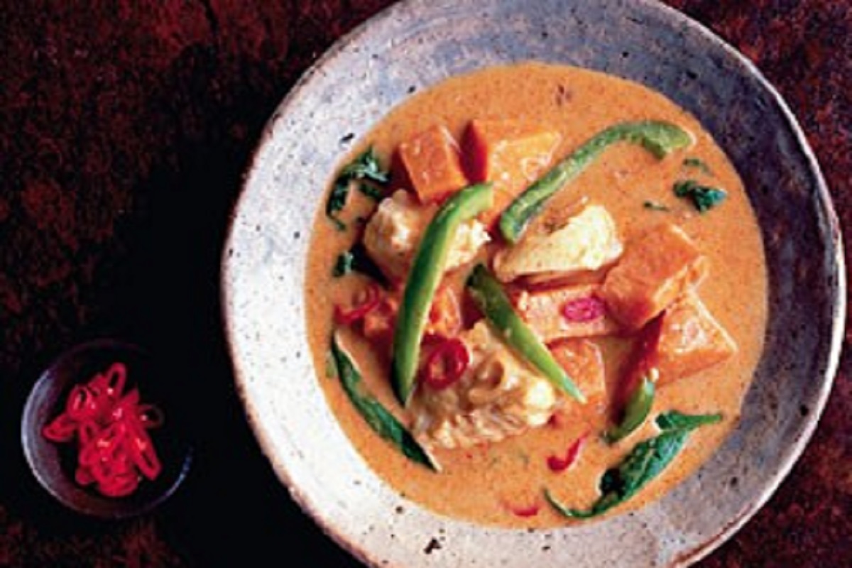 Sopa tailandesa de Peixe e Abóbora