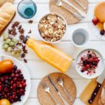 Alimentos saudáveis para o café da manhã: veja 2 receitas fit para comer sem culpa