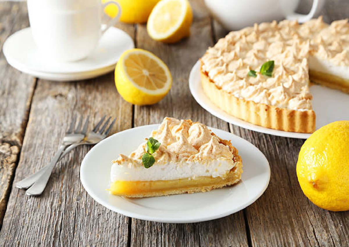 Torta de limão fácil; veja o passo a passo desta sobremesa clássica (Foto: iStock)