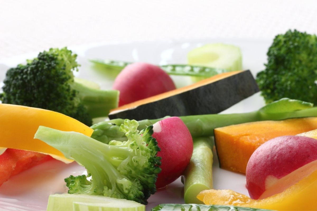 salada de legumes colorida