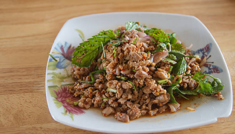 Salada oriental de arroz. Foto: Reprodução/iStock