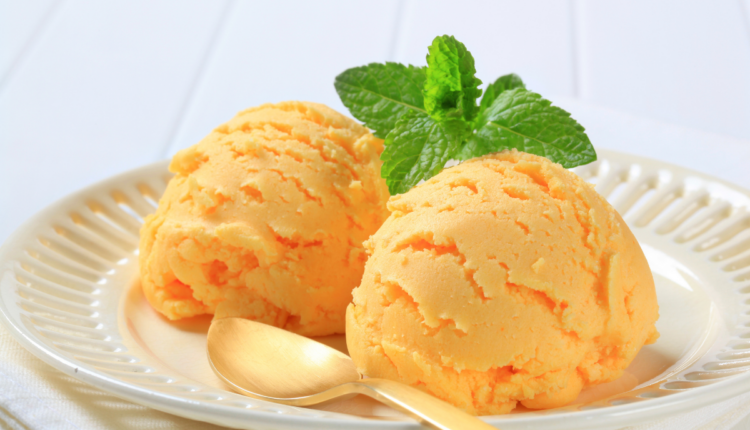 Por que não existe sorvete e picolé de laranja? - Fonte: Canva