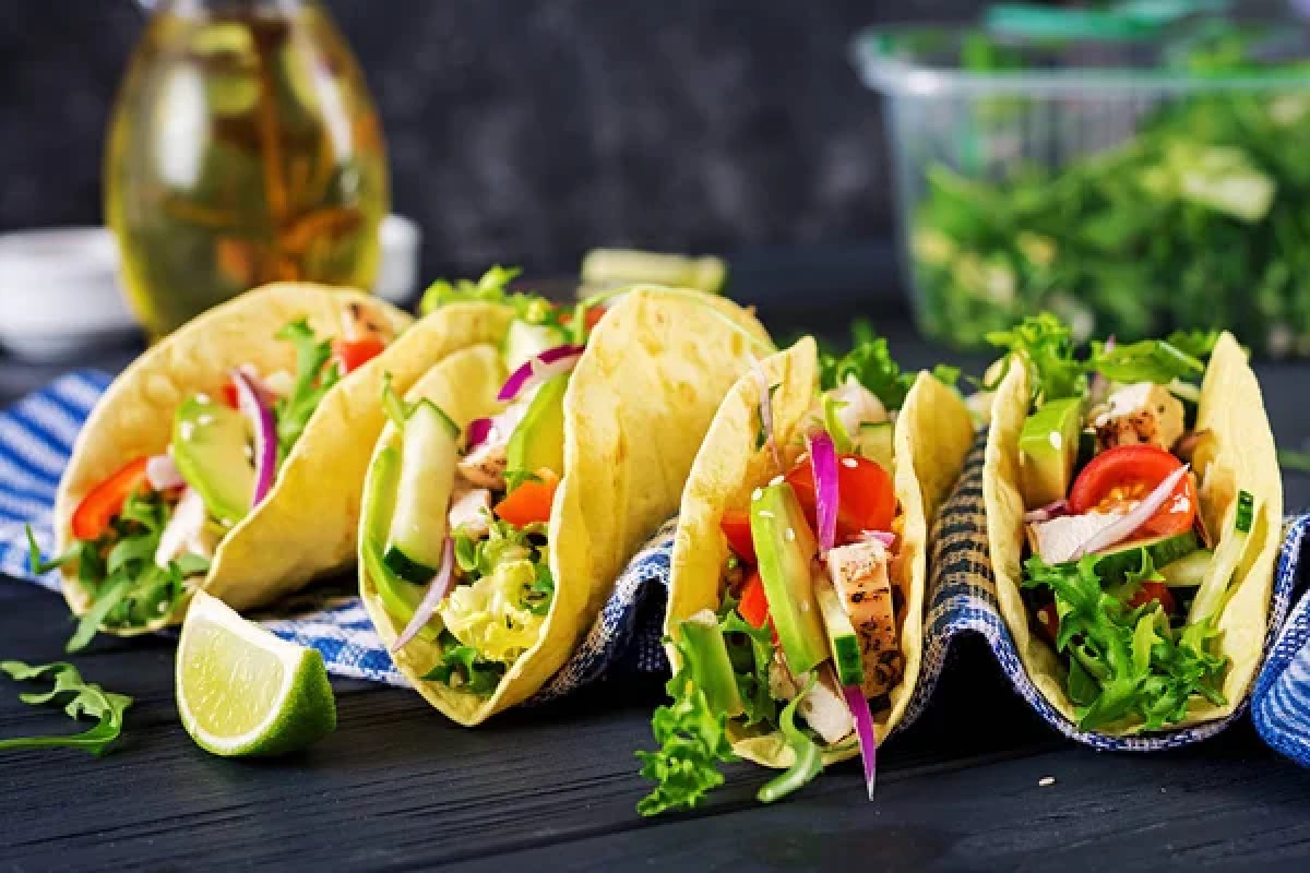 Receita de tacos de abacate perfeita para seu happy hour, veja como (Foto: iStock)