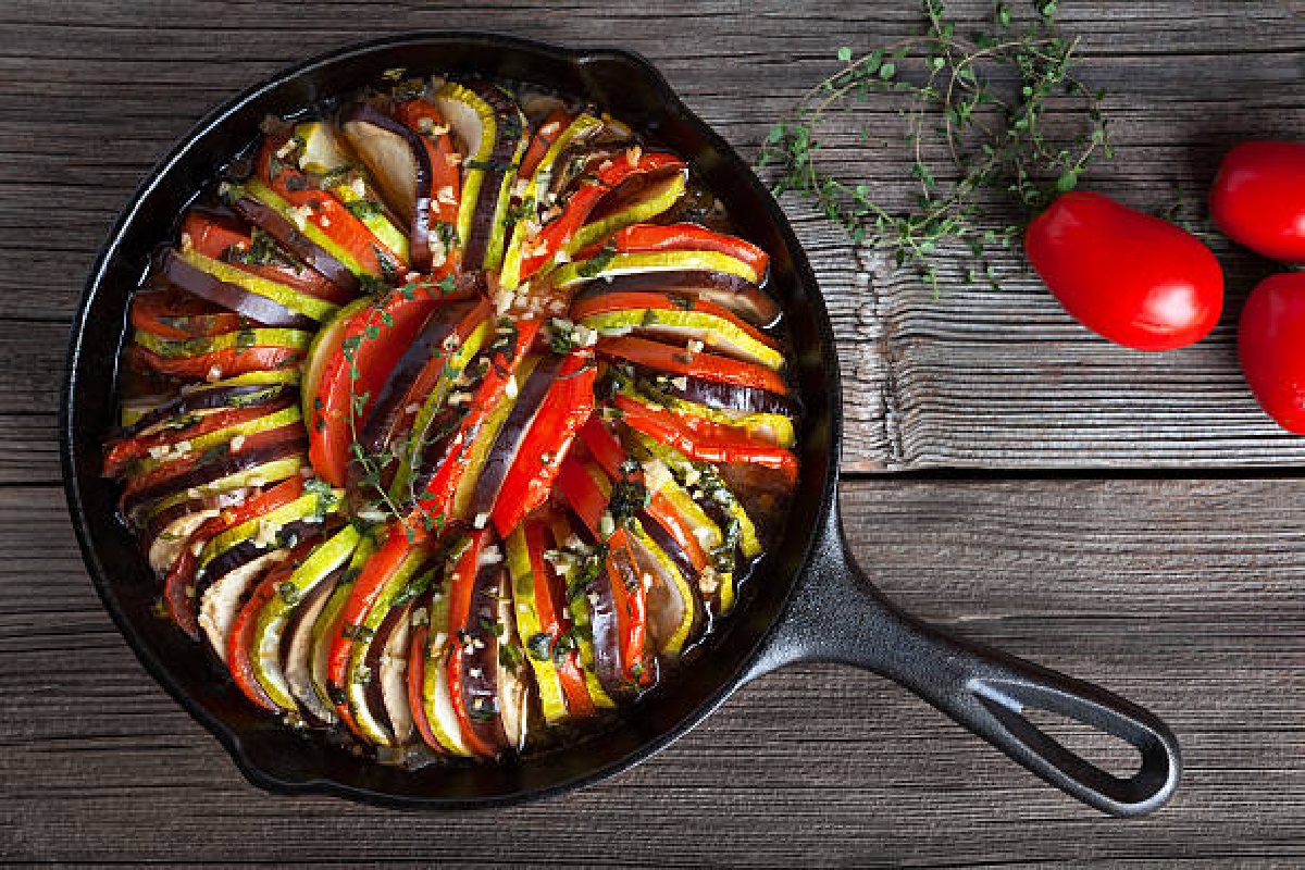 Receita de ratatouille, prato francês de sucesso diretamente desde sua cozinha (Foto: iStock)