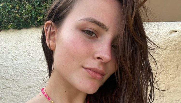 Larissa Manoela vive final de semana diferente na praia e ganha elogios; saiba o motivo. Foto: Reprodução Instagram Larissa Manoela